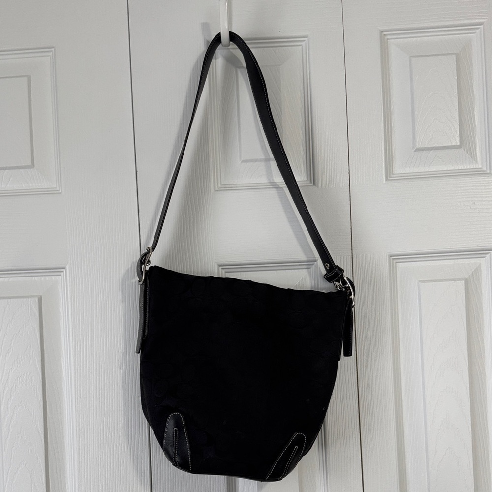 VINTAGE coach Black Shoulder Bag - Picture 3 of 9